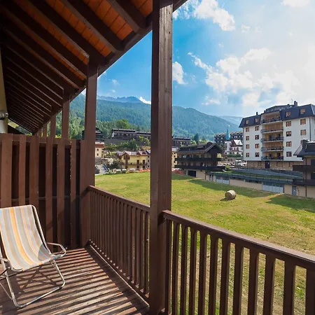 Stofol 3* Aprica